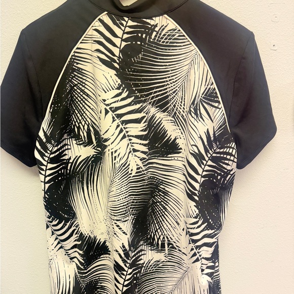 Ruby Rd. Monochrome Leaf Pattern Top - Picture 2 of 3